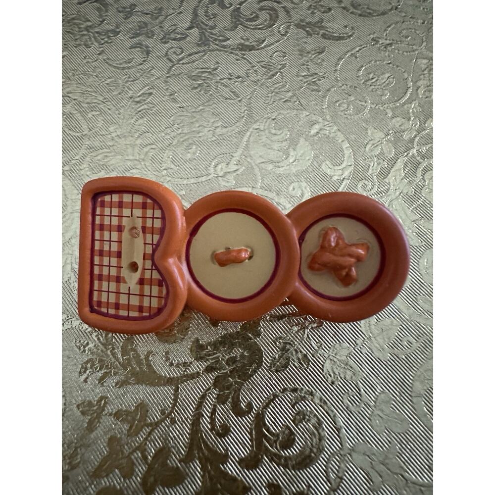 Vintage 90s Hallmark Cottage PIN Halloween BOO Sewing BUTTONS Holiday Brooch